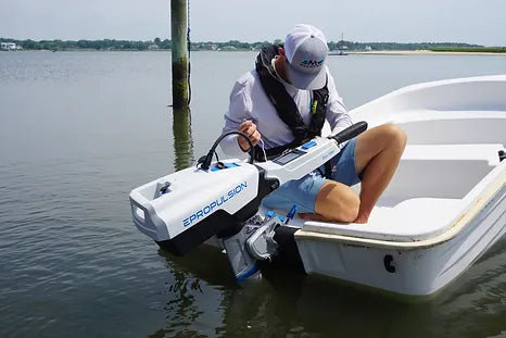 Why Choose an Electric Outboard Over a Traditional Gas Motor?