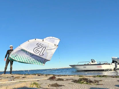 Use Case Series: Electric Boat Ride To A Kiteboarding Session